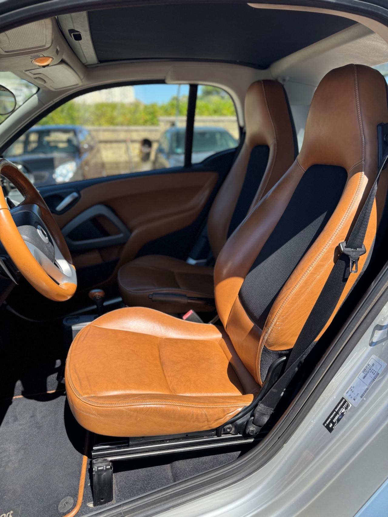 Smart ForTwo 1000 52 kW coupé limited two