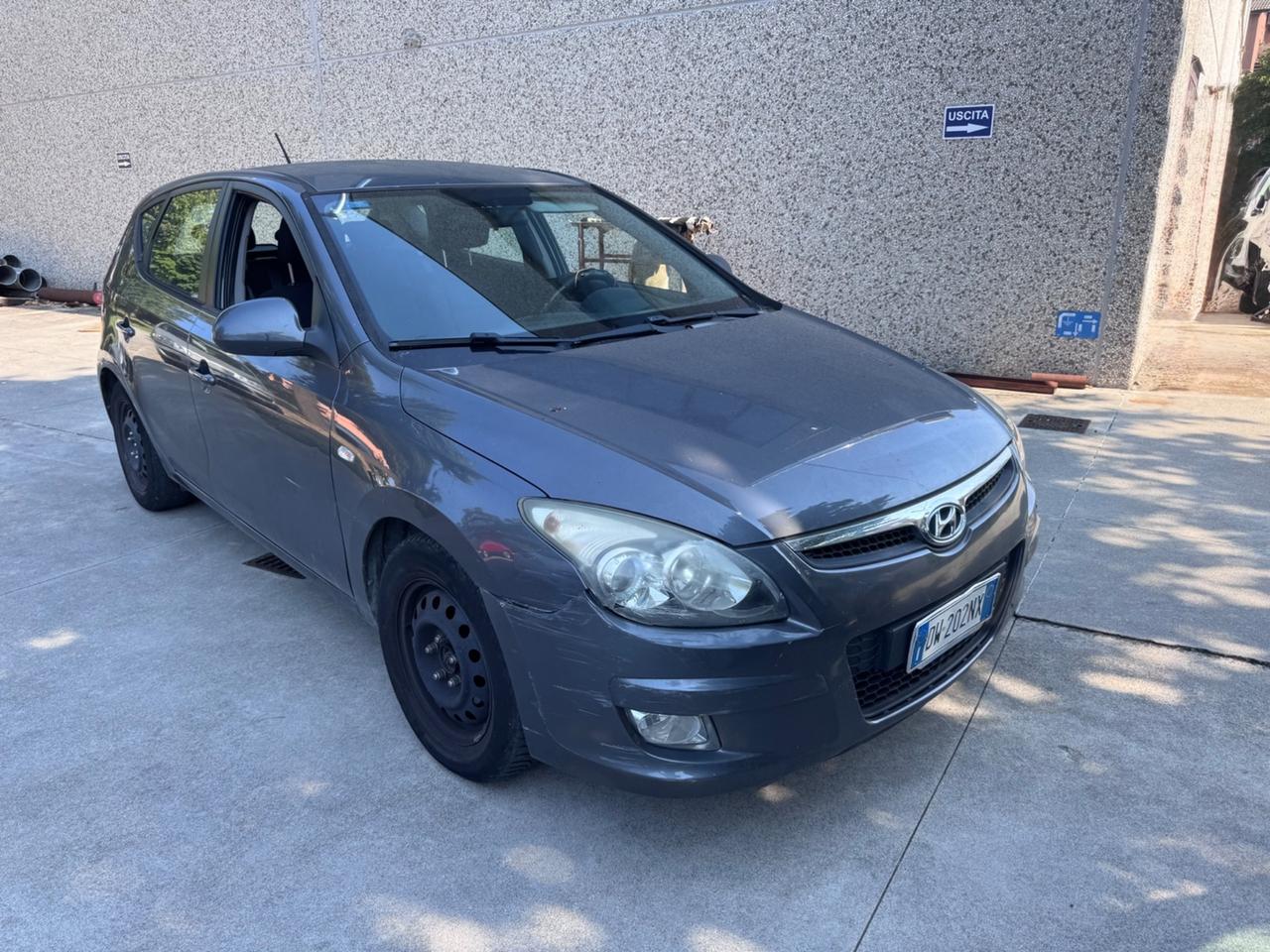 Hyundai i30 1.4 16V 109CV 5p. BlueDrive GPL