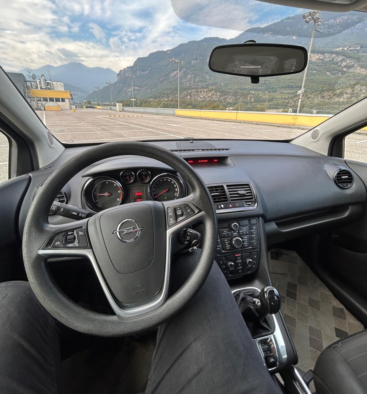 Opel Meriva B-Color Panoramic Neopatentati 2011