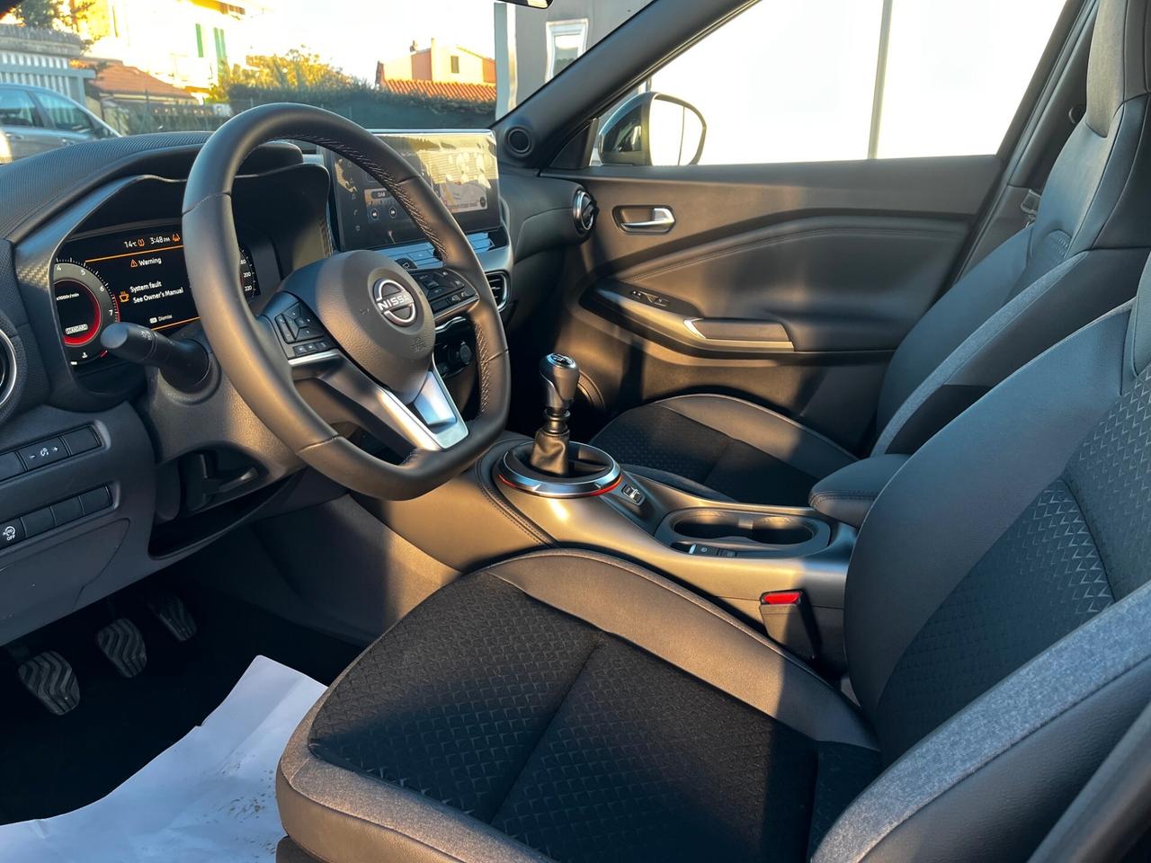 Nissan Juke 1.0 DIG-T 114 CV N-Connecta