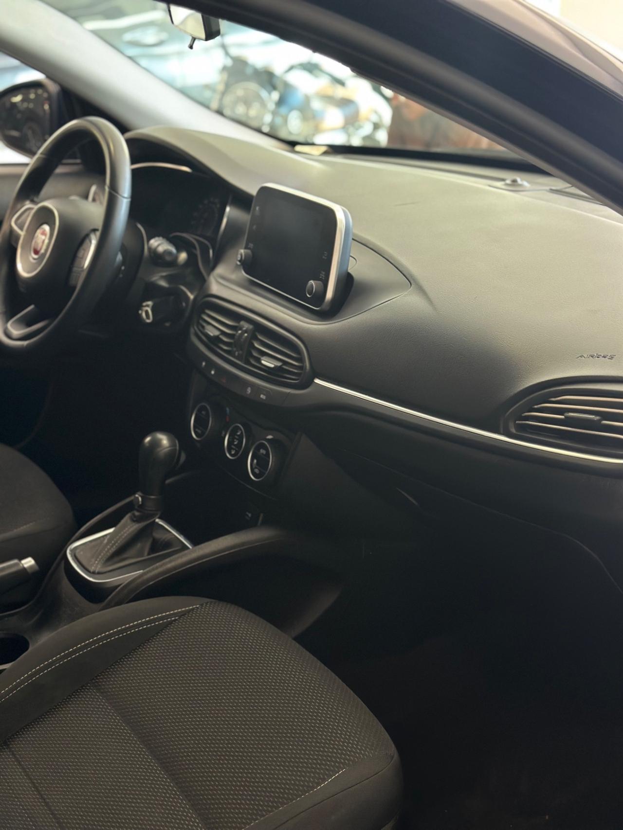 Fiat Tipo 1.6 Mjt S&S 5 porte Business