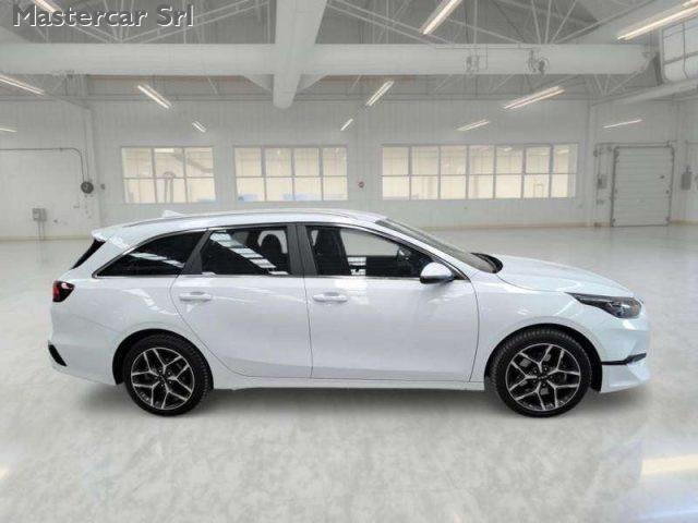 KIA Ceed SW / cee'd SW III 2022 SW 1.6 crdi mhev Business