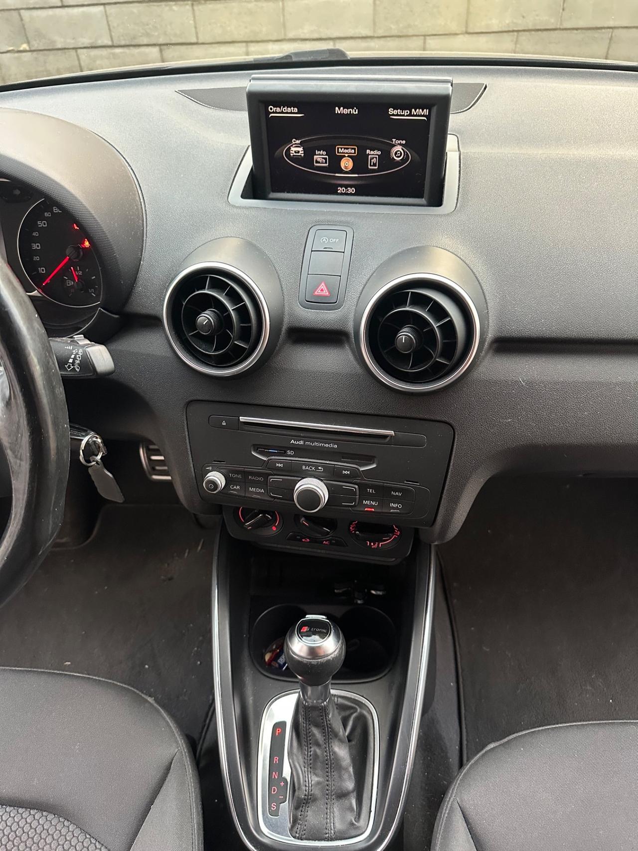 Audi A1 1.4 BENZINA NEOPATENTATI S LINE