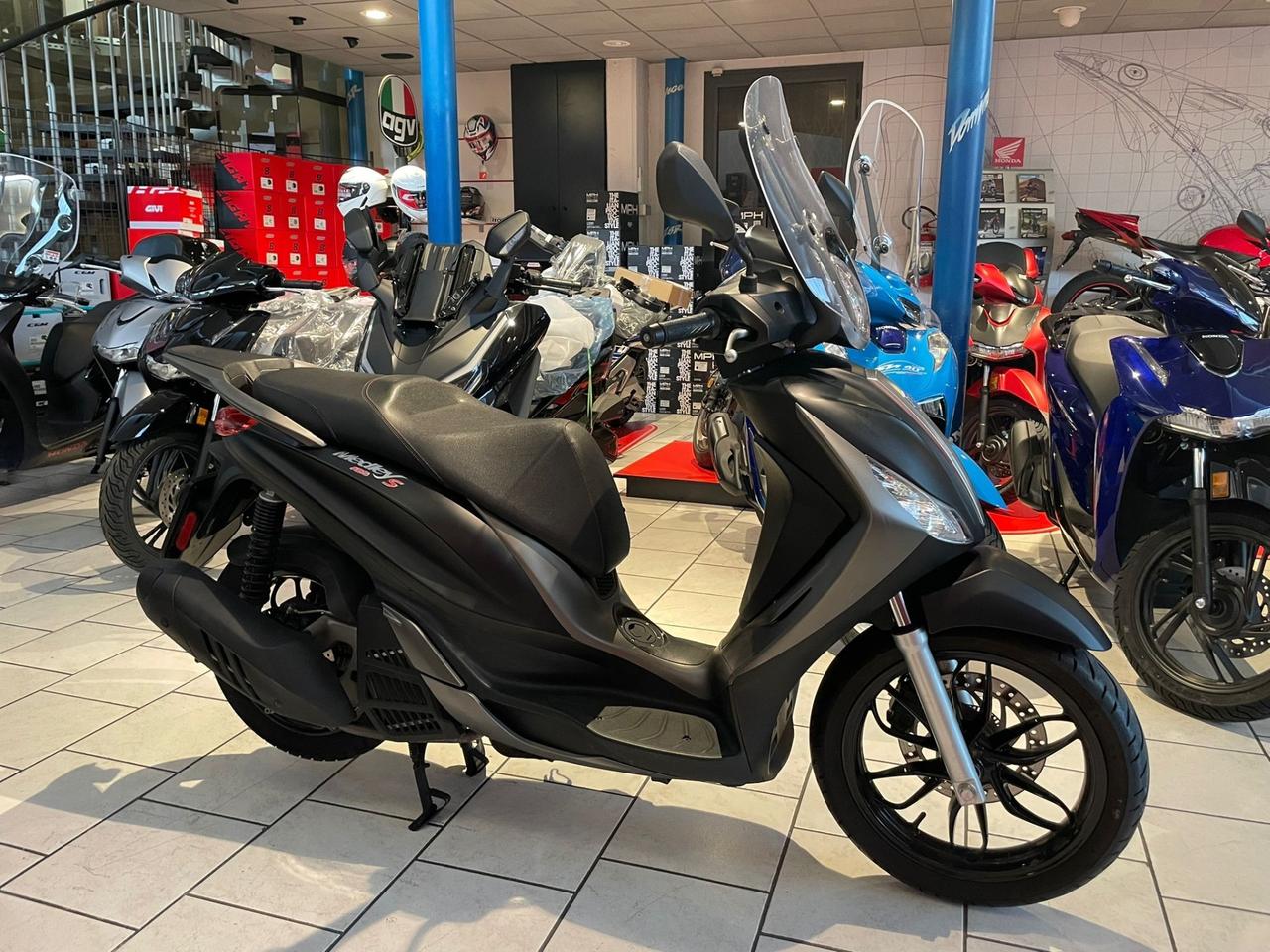 Piaggio Medley 125 S sport