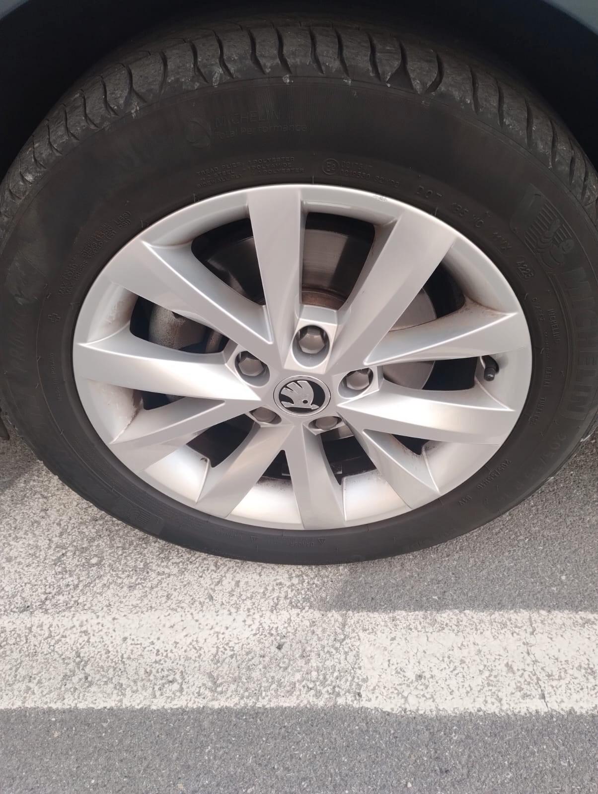 Skoda Octavia 1.5 DSG Wagon Style G-Tec