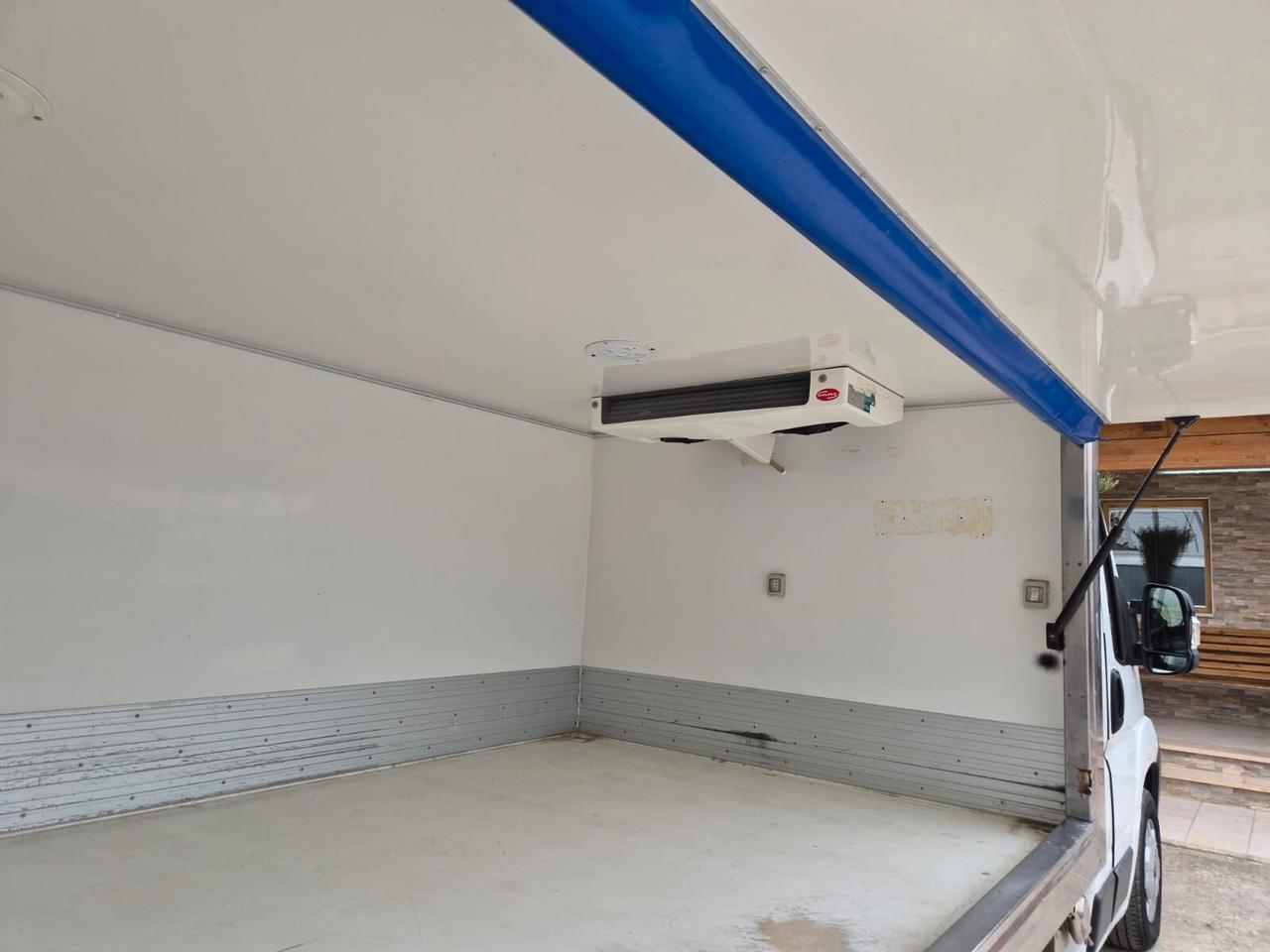 Peugeot BOXER 330 2.2 100CV FRIGO