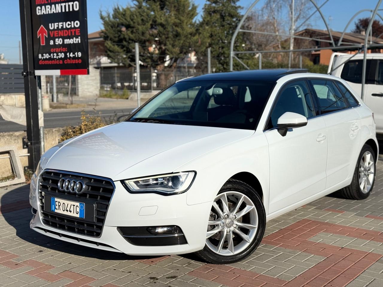 Audi A3 2.0TDI S tronic 150CV TETTO*UNIC PROP