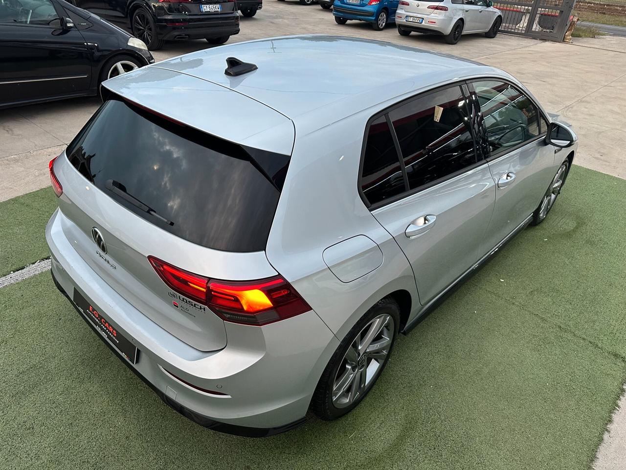 Volkswagen Golf 2.0TDI*R-LINE*150CV*DSG*LED*F1*NAVI*VIRTUAL*