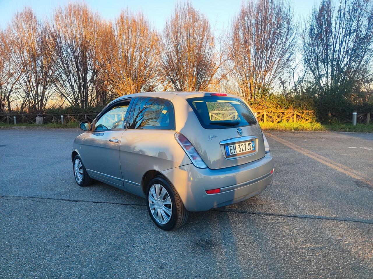 Lancia Ypsilon 1.2 benzina