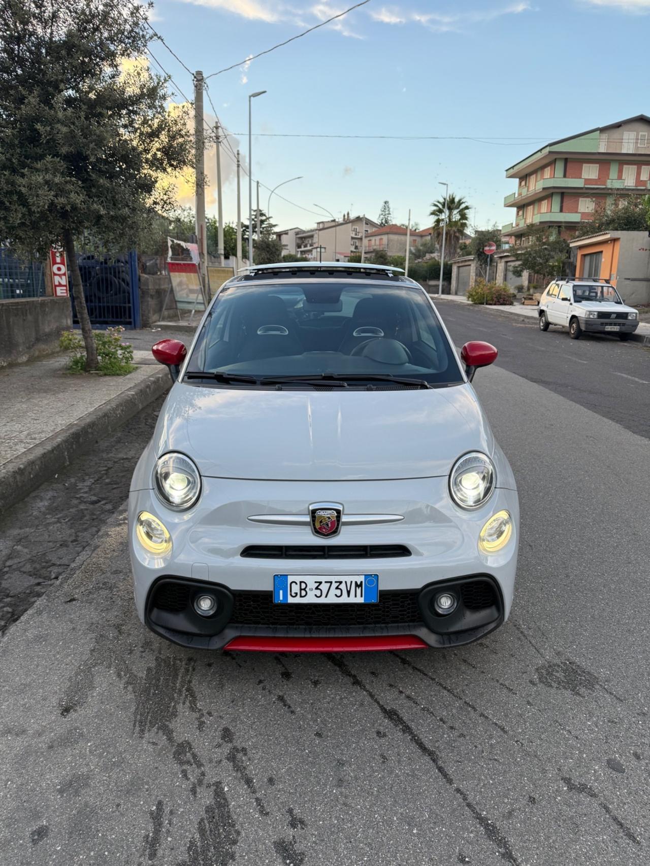 Abarth 595 1.4 Turbo T-Jet 165 CV Turismo