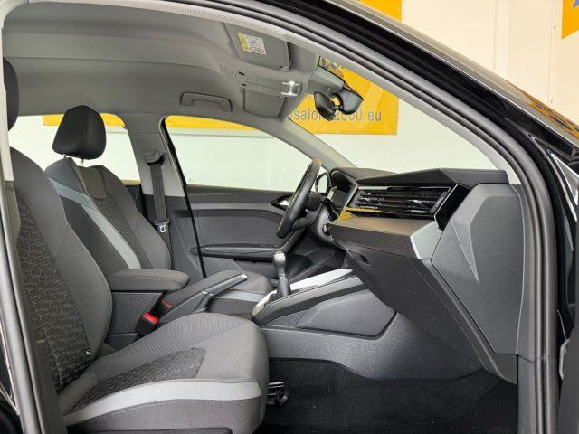 AUDI A1 citycarver 30 TFSI Identity Contrast NEOPATENTATI