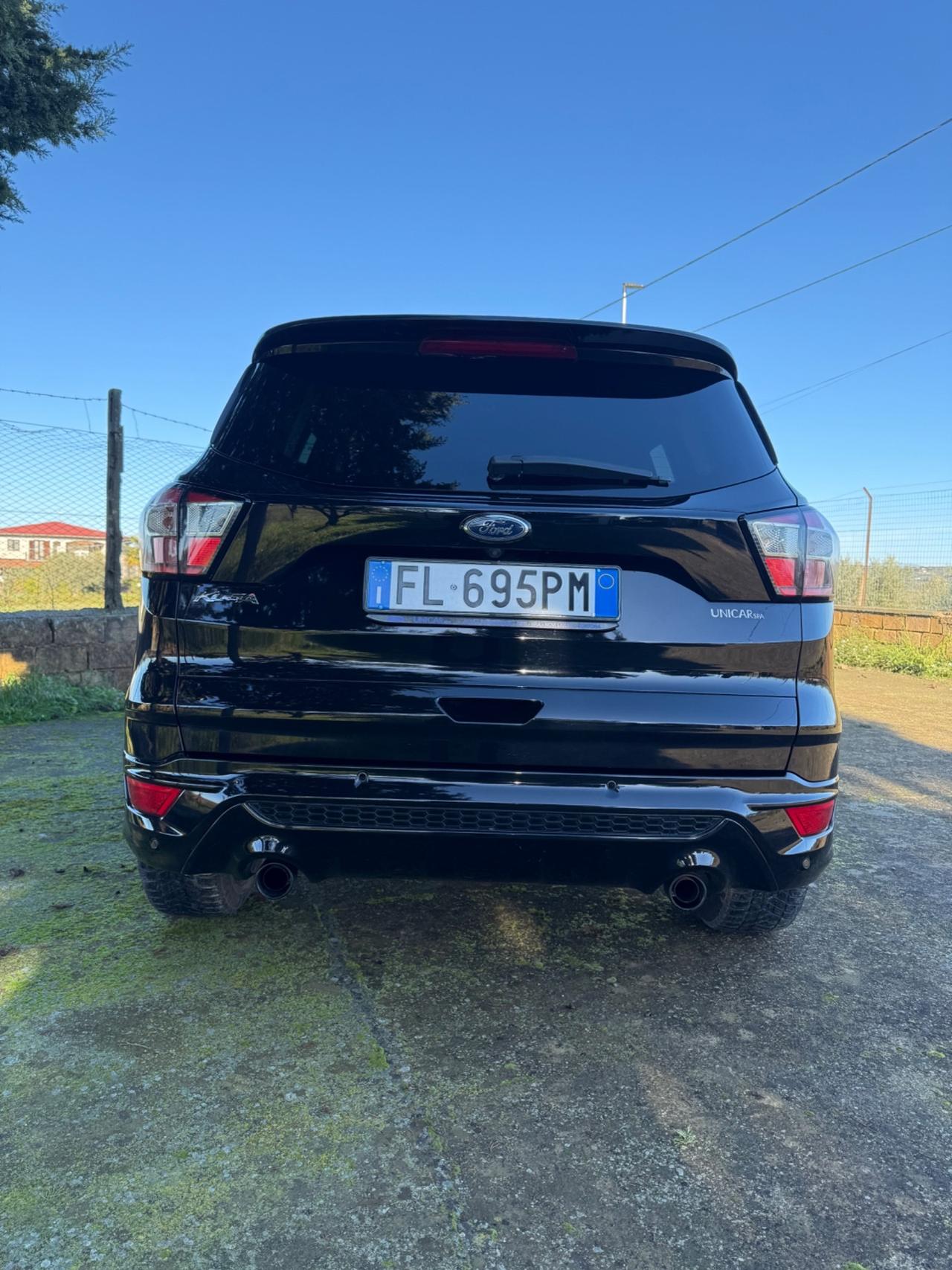 Ford Kuga 1.5 TDCI 120 CV S&S 2WD ST-Line