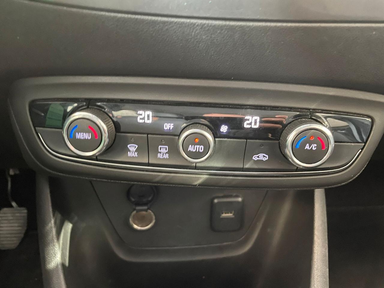 Opel Crossland 1.2 12V S&S Elegance