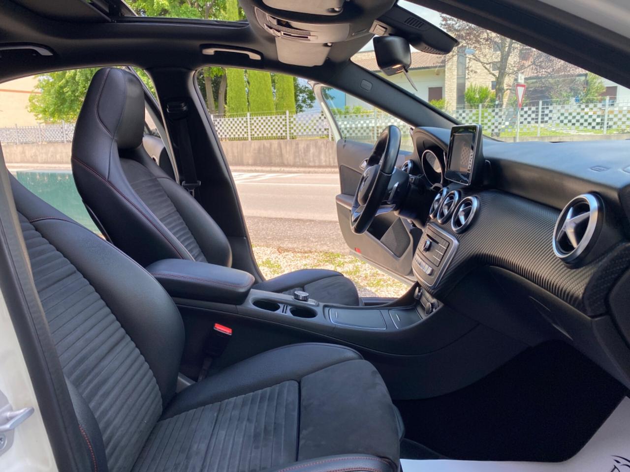 Mercedes-benz A 200 d Automatic Premium AMG