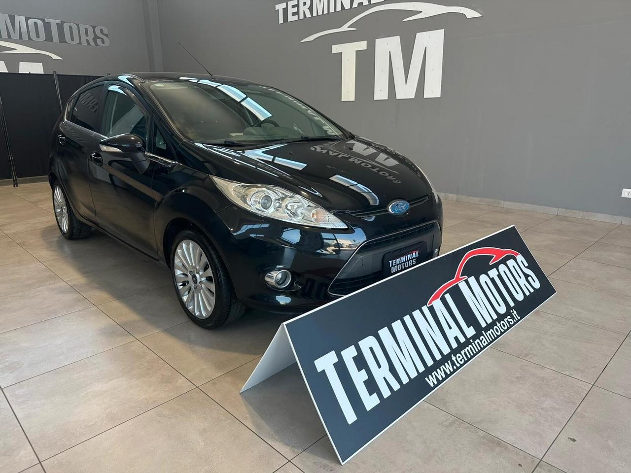 Ford Fiesta 1.4 TDCi 68CV 5 porte Titanium