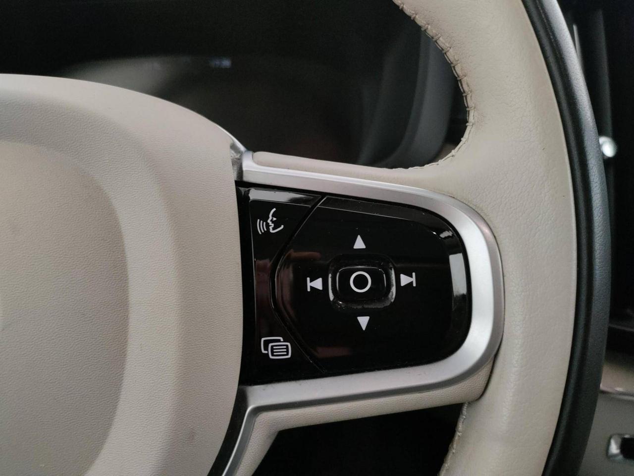 Volvo XC60 2.0 b5 Inscription awd