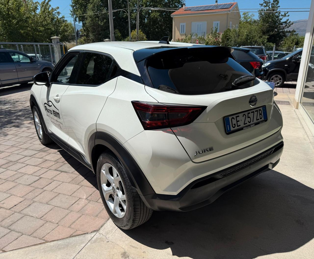 Nissan Juke 1.0 DIG-T 114 CV N-Connecta