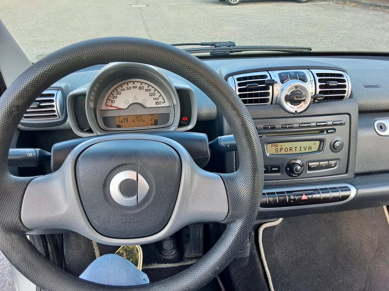 Smart ForTwo 1000 52 kW coupé limited two