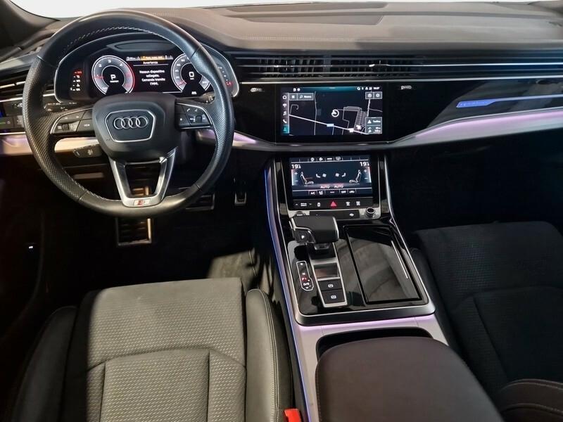 AUDI Q8 50 TDI MHEV 210kW quattro tiptronic Sport
