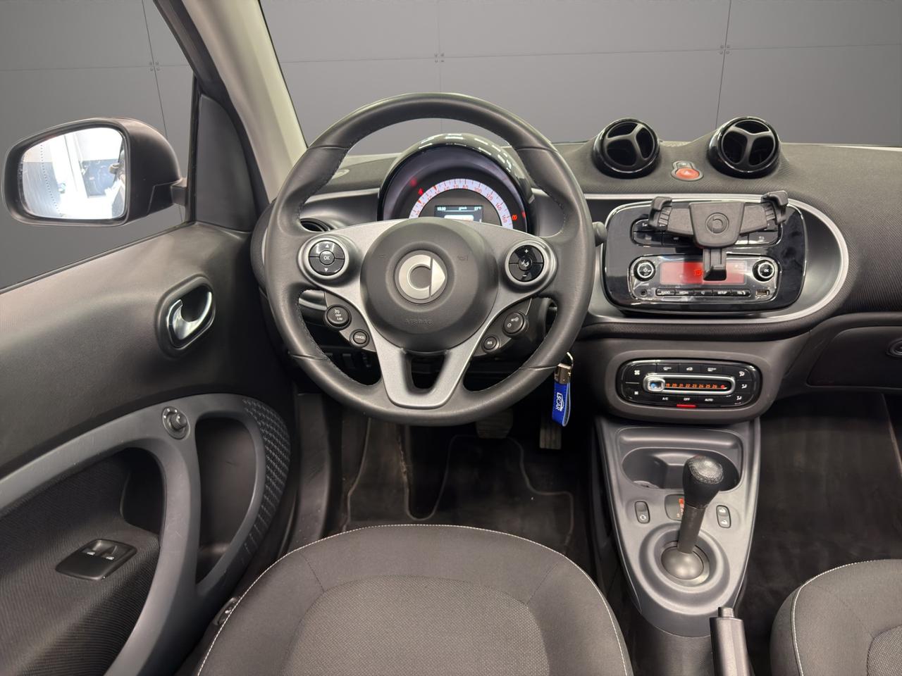 Smart fortwo coupe Cabrio 90cv - Unico proprietario - Sedili riscaldabili - Cerchi in lega - Luci Led