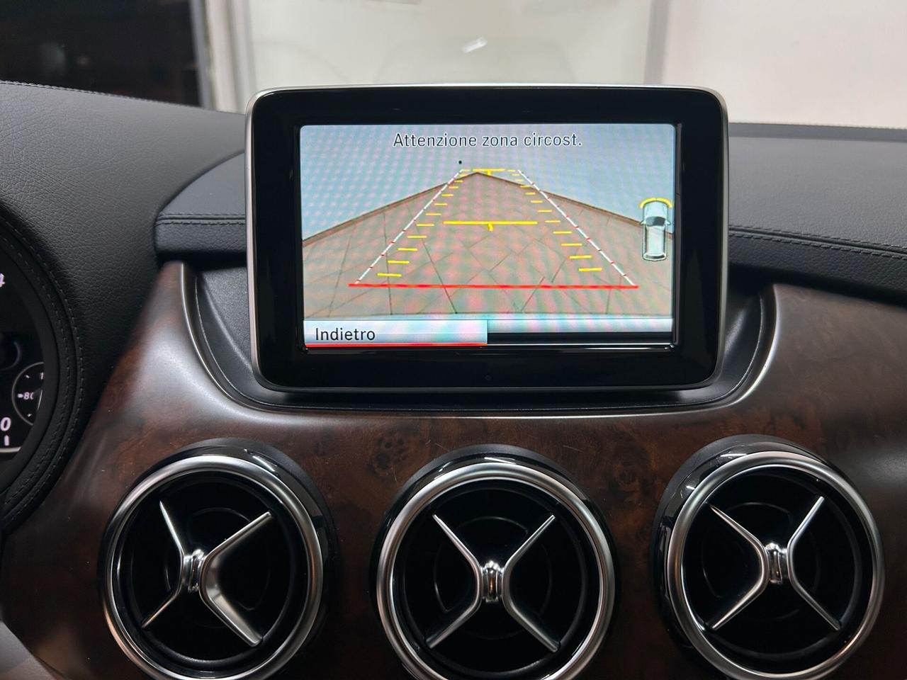 Mercedes-benz B 200 d Automatic Premium