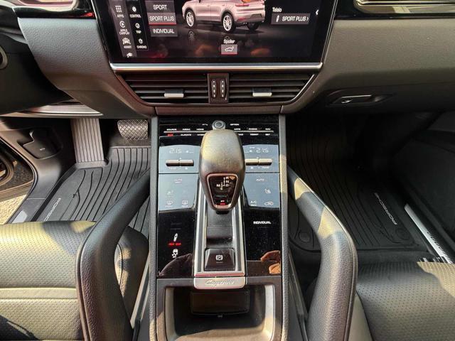 PORSCHE Cayenne Coupé 3.0 V6 E-Hybrid