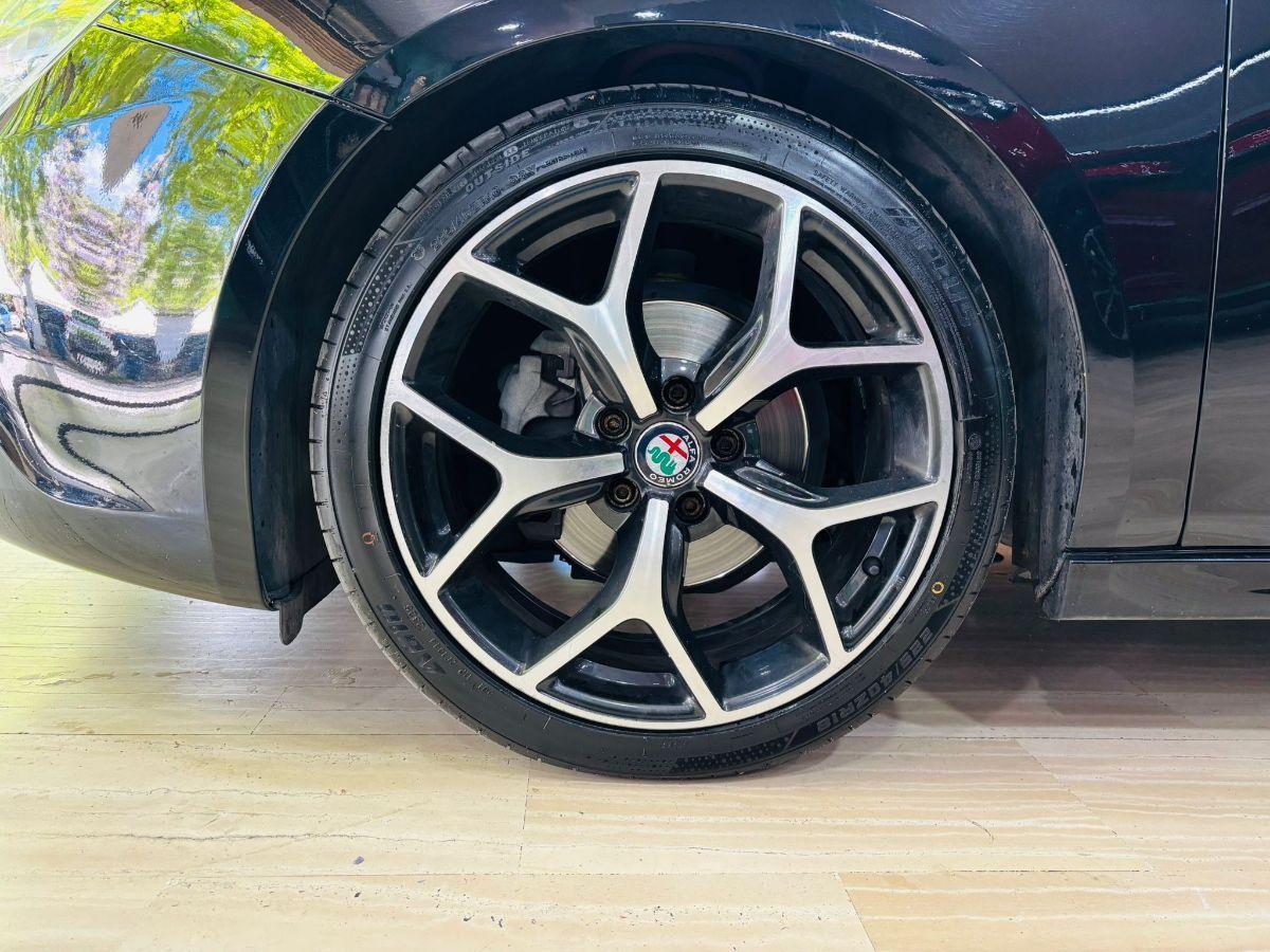 Alfa Romeo Giulietta 1.6 Jtdm-2 120cv Sport Facelift