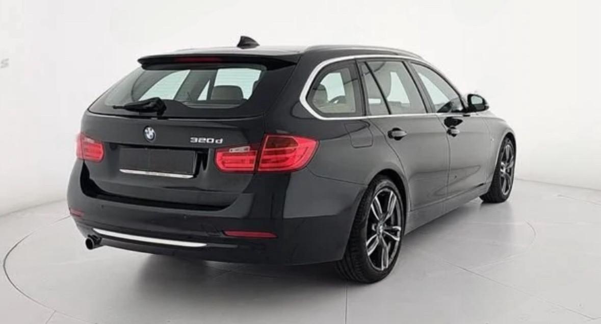 Bmw 320d Touring Luxury aut.