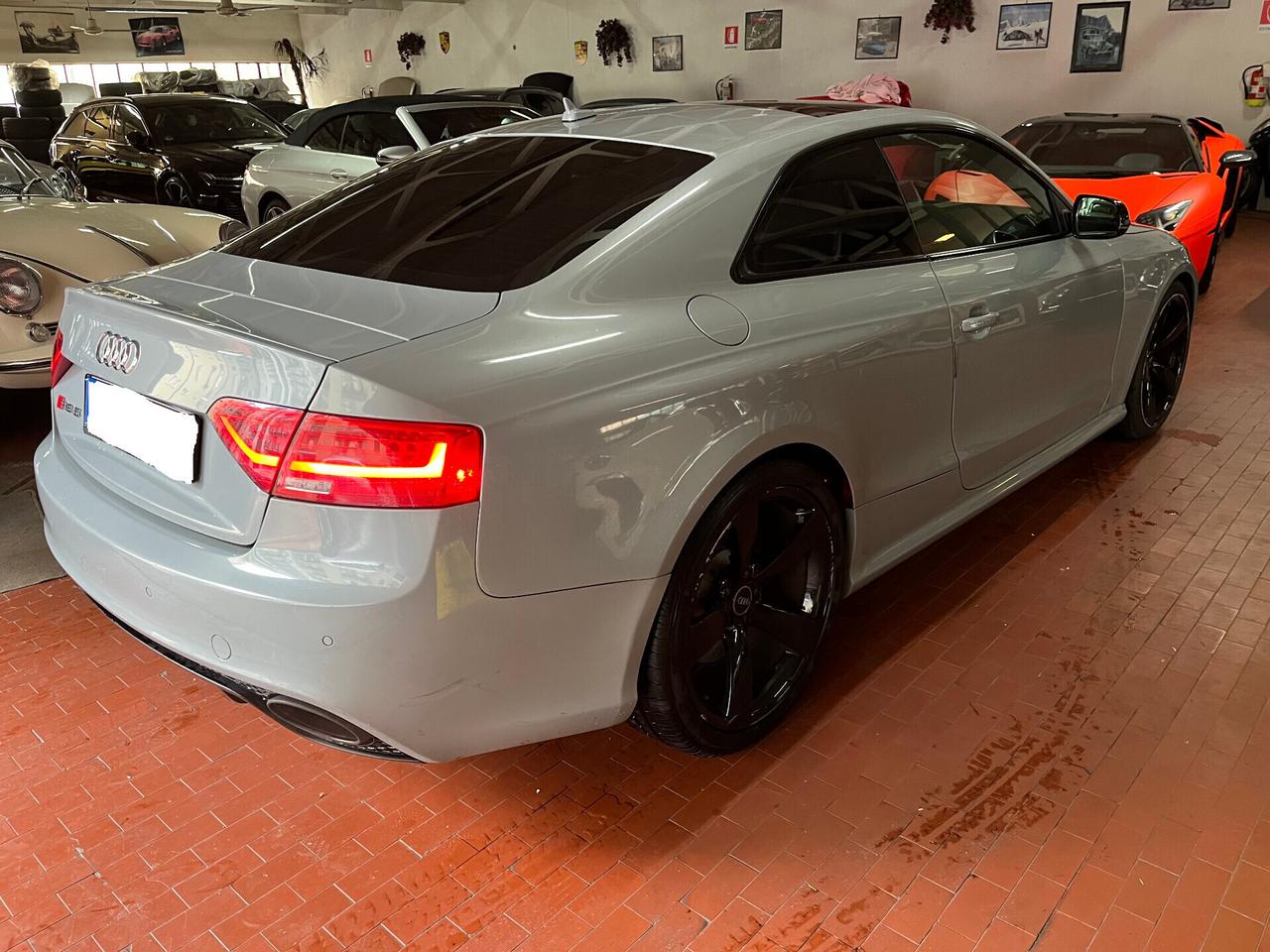 Audi RS5 4x4 v8 450cv