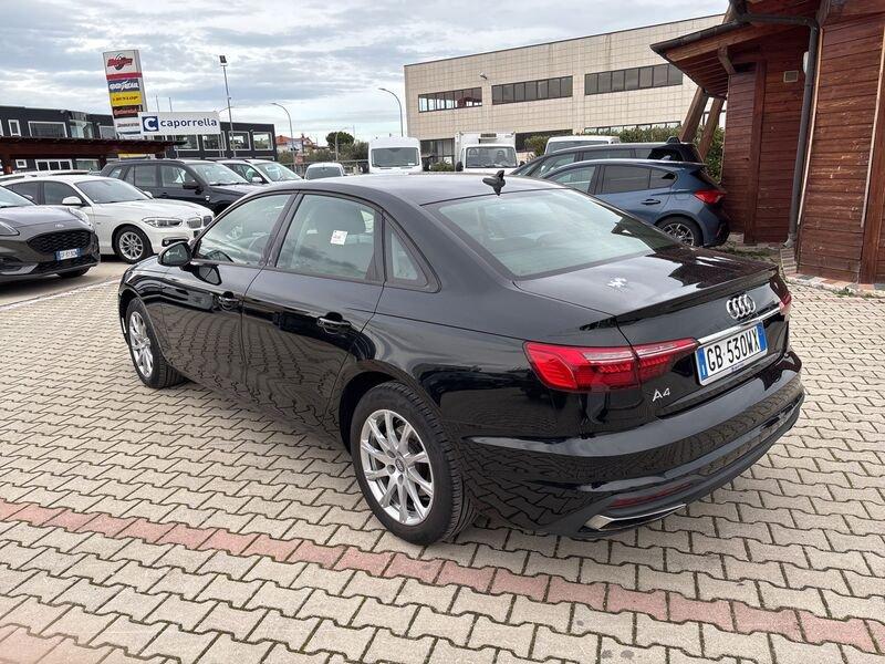 Audi A4 35 TDI Business S-Tronic Sedan