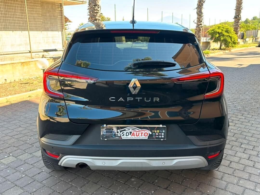 Renault Captur Blue dCi 115 CV EDC Intens**