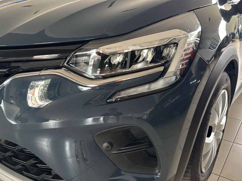 Renault Captur E-Tech hybrid 1.6 E-TECH HEV 145 EVOLUTION AUTO