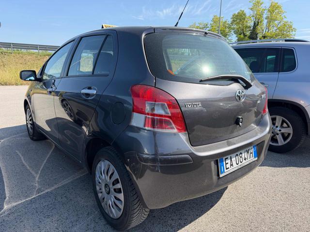 TOYOTA Yaris 1.3 5 porte Sol