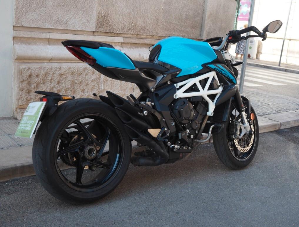 Mv Agusta Brutale 800