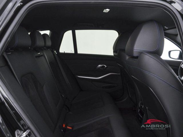 BMW 320 Serie 3 i MSport auto