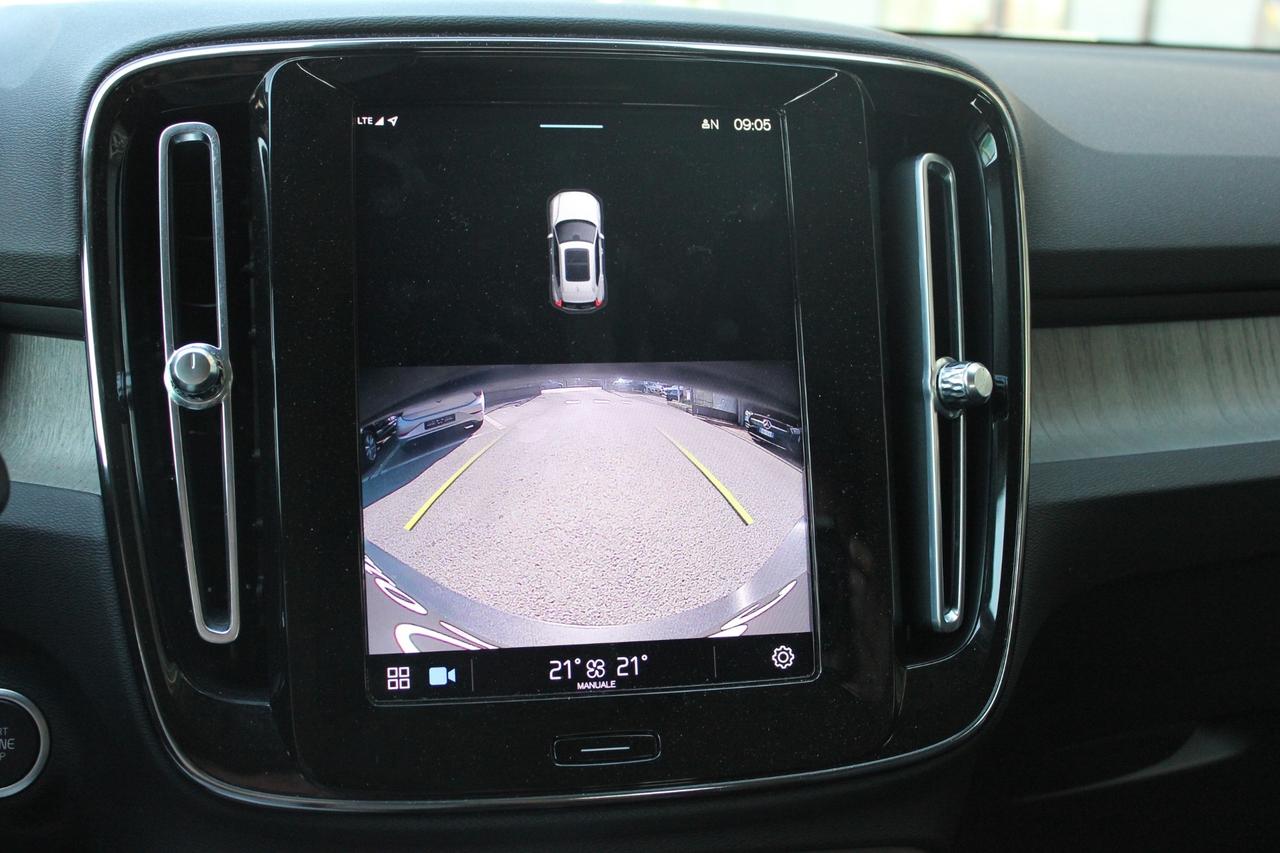Volvo XC40 B3 AUTOMATICO CORE INTERNI IN PELLE CERCHI