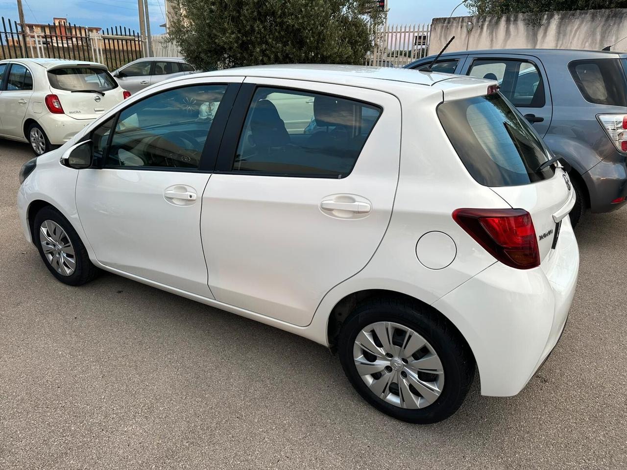 Toyota Yaris 1.0 5 porte Cool