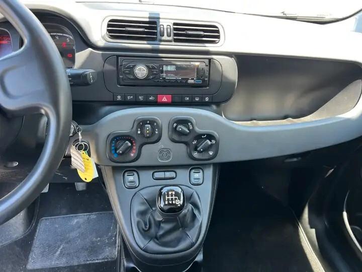 Fiat Panda 1.0 GSE S&S Hybrid Street Van 4 posti