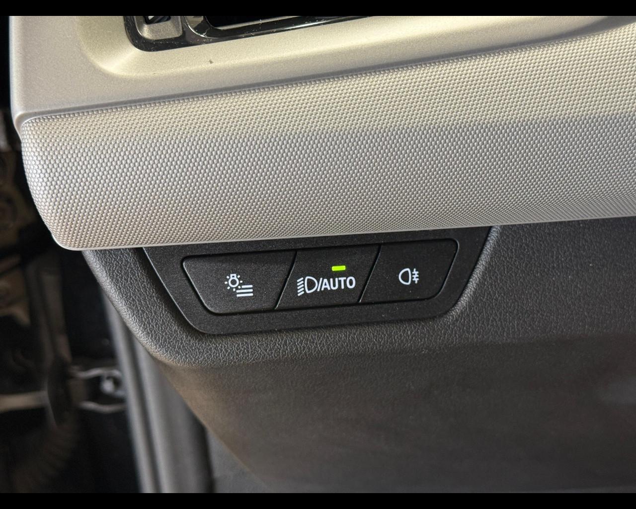 BMW X1 (U11) - X1 sDrive 18d