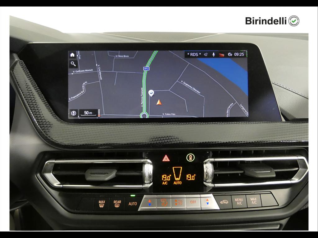 BMW Serie 1 (F40) - 118d 5p. Msport