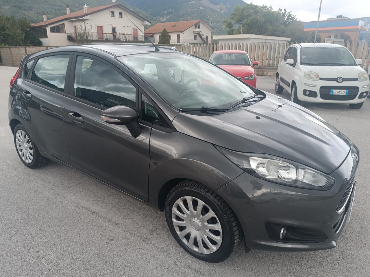 Ford Fiesta 1.5 TDCi 75CV 5 porte Business