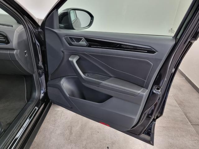 VOLKSWAGEN T-Roc 1.5 TSI ACT DSG R-Line