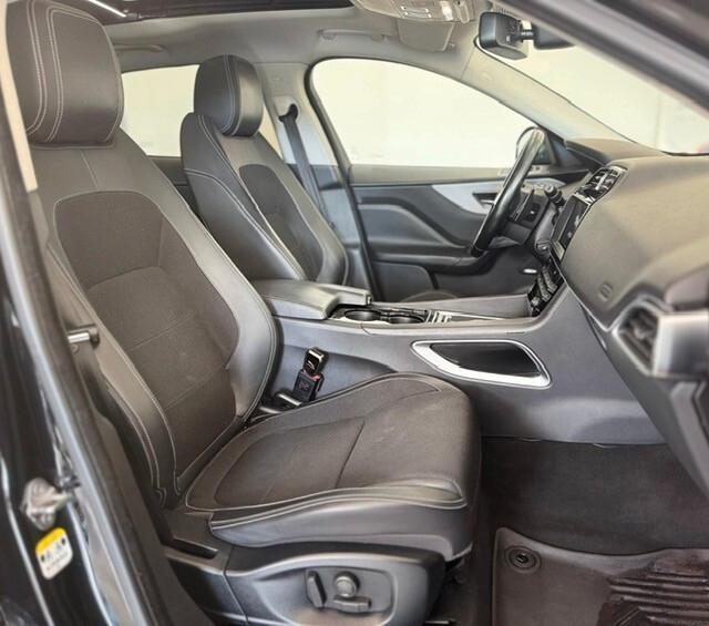 Jaguar F-Pace 2.0 D 180 CV AWD aut. Portfolio