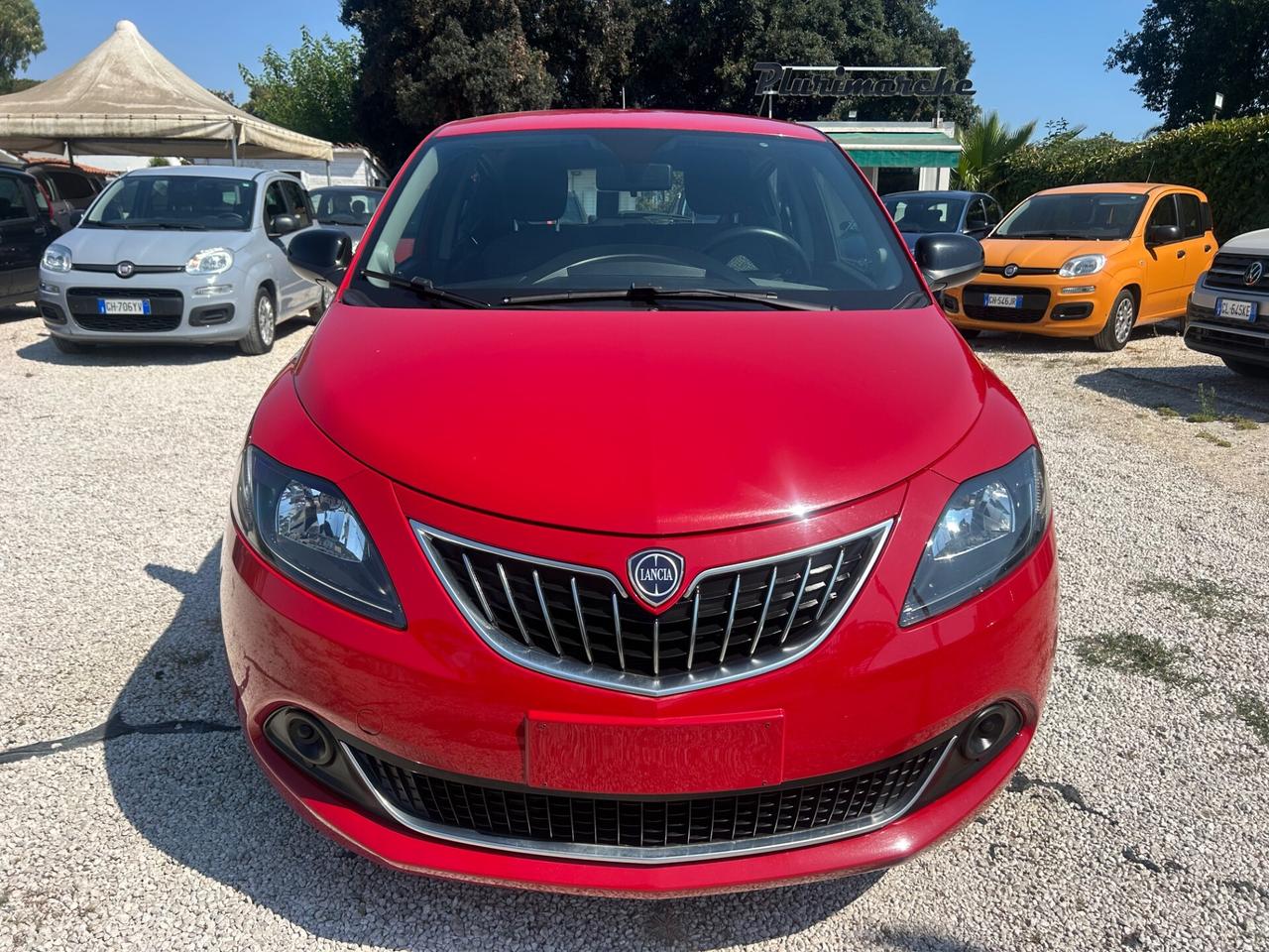 Lancia Ypsilon 1.0 FireFly 5 porte S&S Hybrid Ecochic Silver