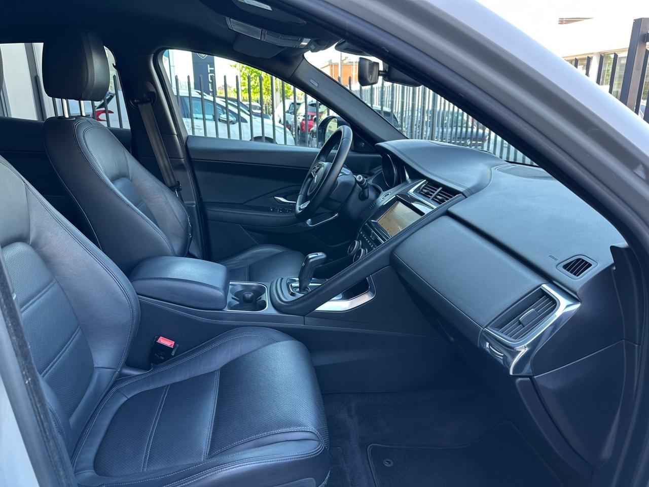 Jaguar E-Pace 2.0D 180 CV AWD aut. S