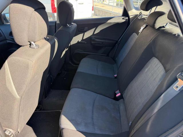 KIA cee'd 117,150km 1.4 90CV 5p. EX nessun lavoro da fare