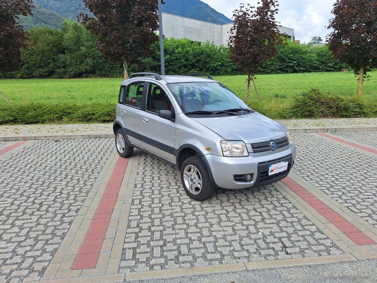 FIAT Panda 1.3 MJT 16V 4x4 Climbing