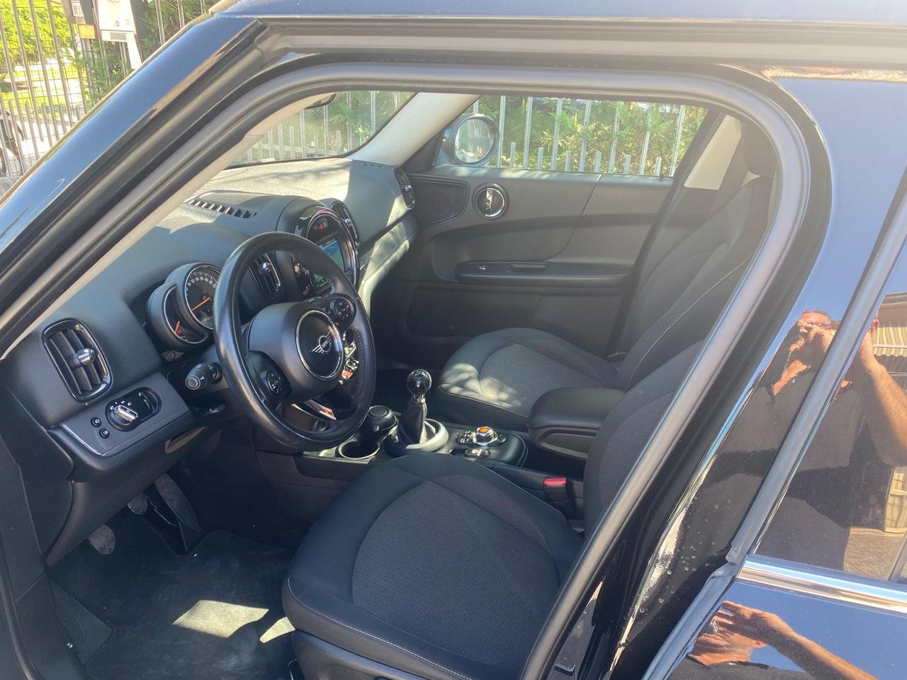 Mini Cooper D Countryman 1.5 One Hype