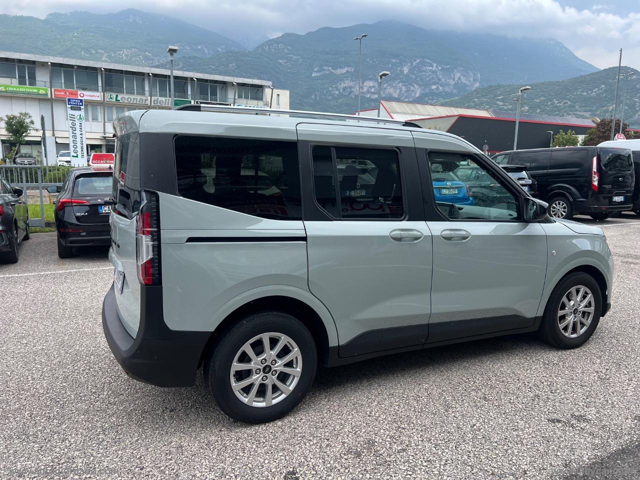 FORD Tourneo Courier 1.0 EcoBoost Pow. Tit.