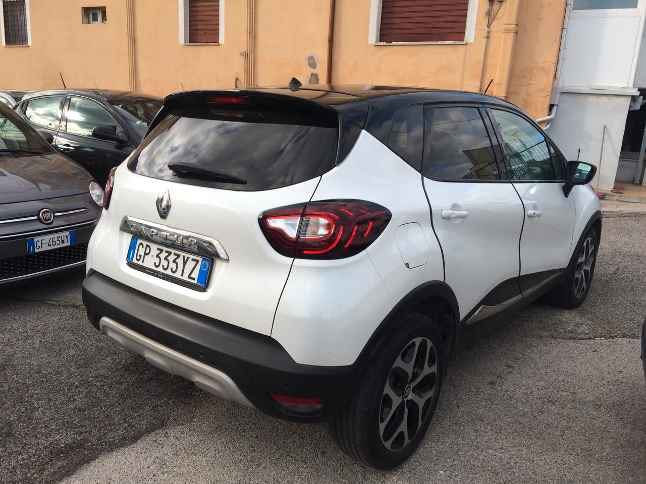 2019 Renault Captur dCi 8V 90 CV EDC TAGLIANDATA CON GARANZIA !!